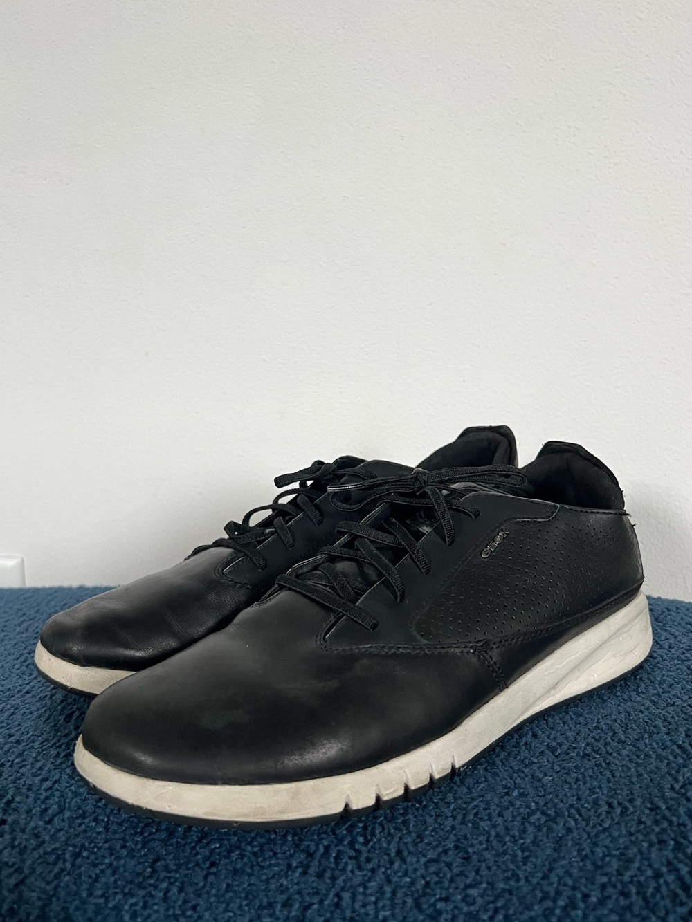GEOX Aerantis Men's Black Casual Leather Sneakers US9